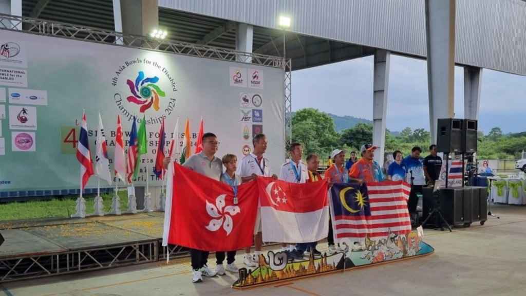 Blind S'porean Bowler Koh Kwee Boon Wins Gold at Asian Champs